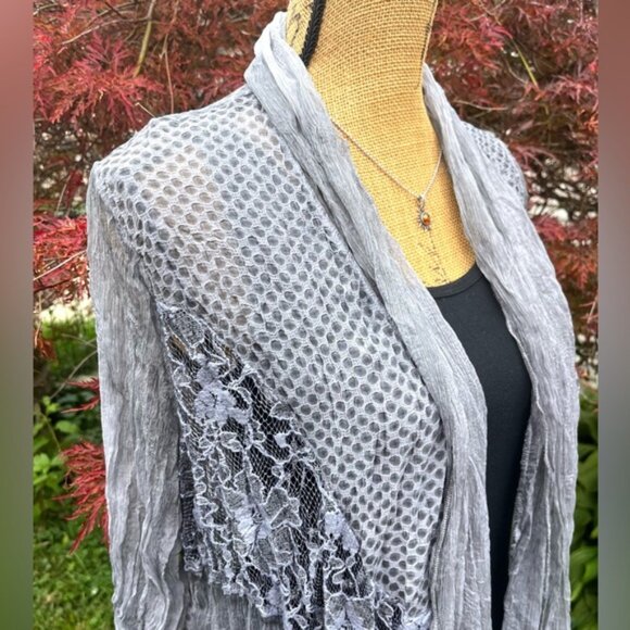 Chico’s Traveler’s Collection Relaxed Fit Boho Crinkled Jacket Size Medium - Picture 2 of 12